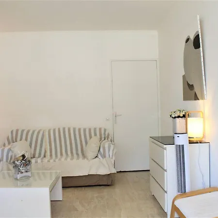 Moderne T3, 2 Chambres, Climatise, Parking, A Pied - Fr-1-252a-93 Villeneuve-Loubet
